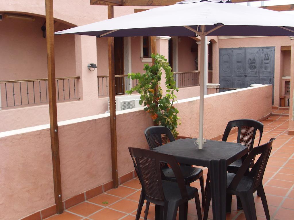 Hostal Terrazas Del San Bernardo Сальта Экстерьер фото