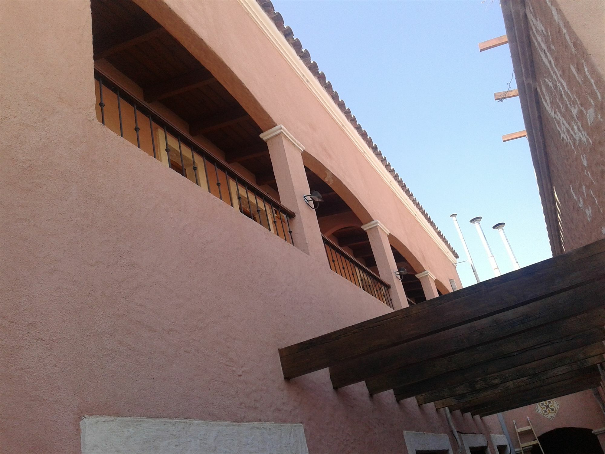 Hostal Terrazas Del San Bernardo Сальта Экстерьер фото