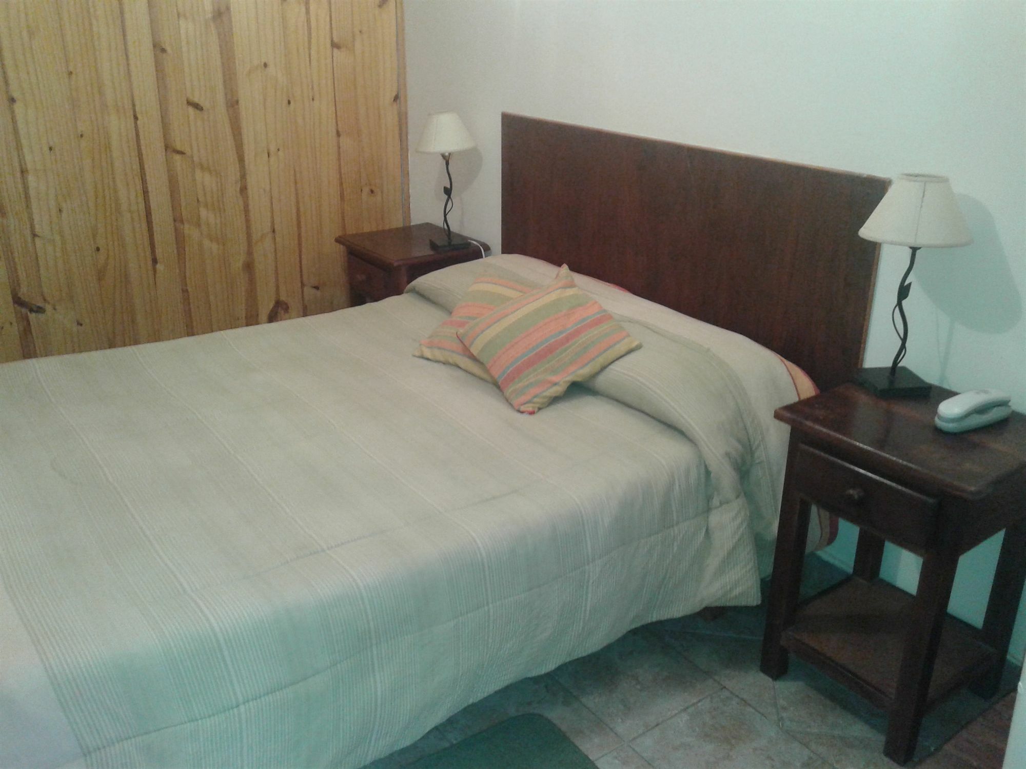 Hostal Terrazas Del San Bernardo Сальта Экстерьер фото